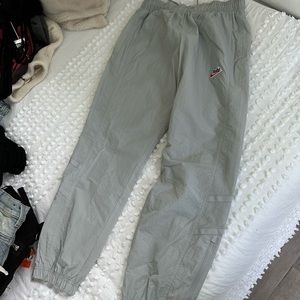 Grey nike windbreaker